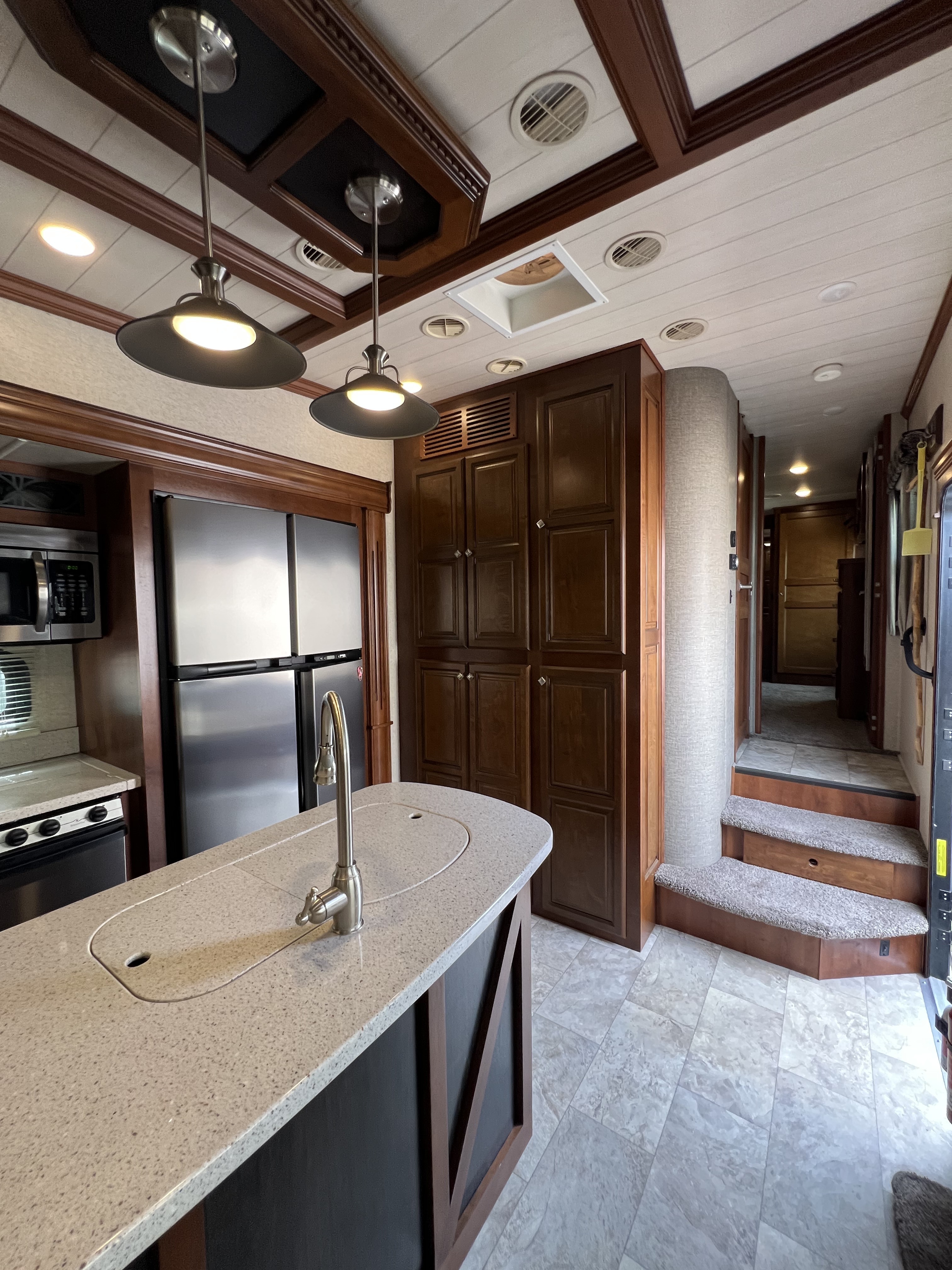 2017 Heartland BIGHORN 3270RS in fullerton CA