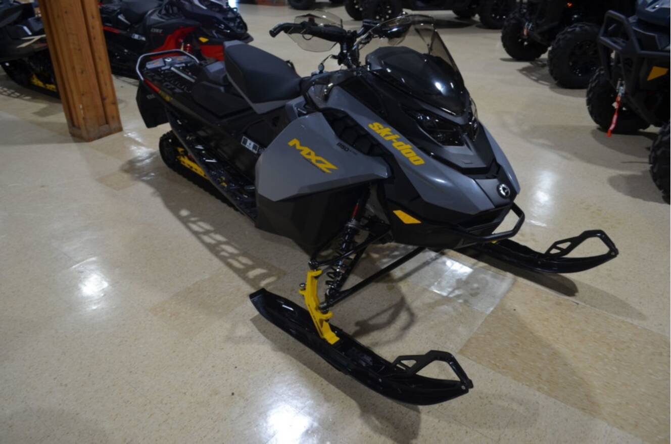 A photo of this 2026 Ski-Doo MXZ Adrenaline 600R E-TEC 137_Grey