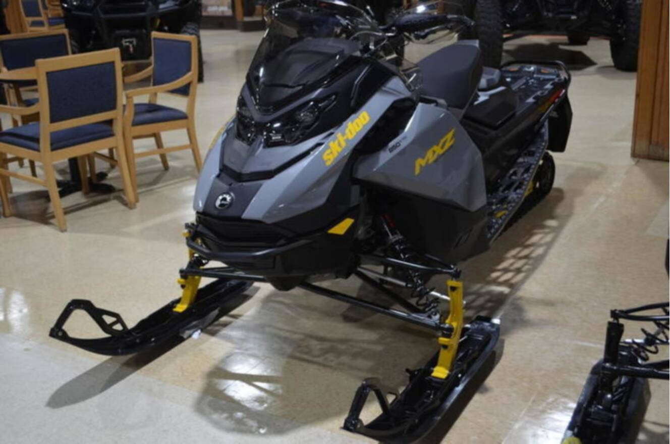 A photo of this 2026 Ski-Doo MXZ Adrenaline 850 E-TEC 137_Grey