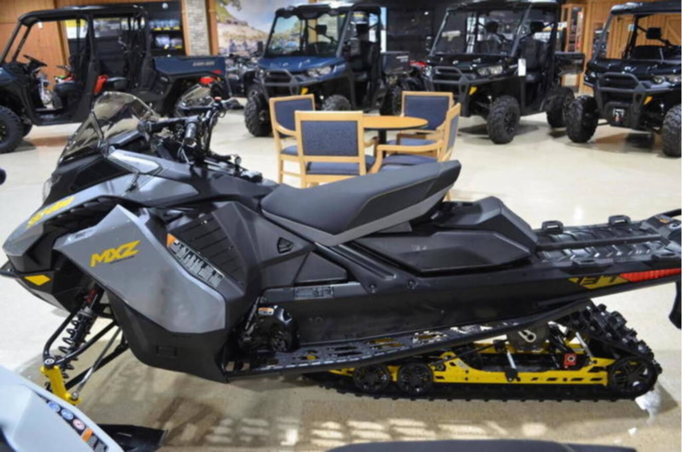 A photo of this 2026 Ski-Doo MXZ Adrenaline 850 E-TEC 137_Grey