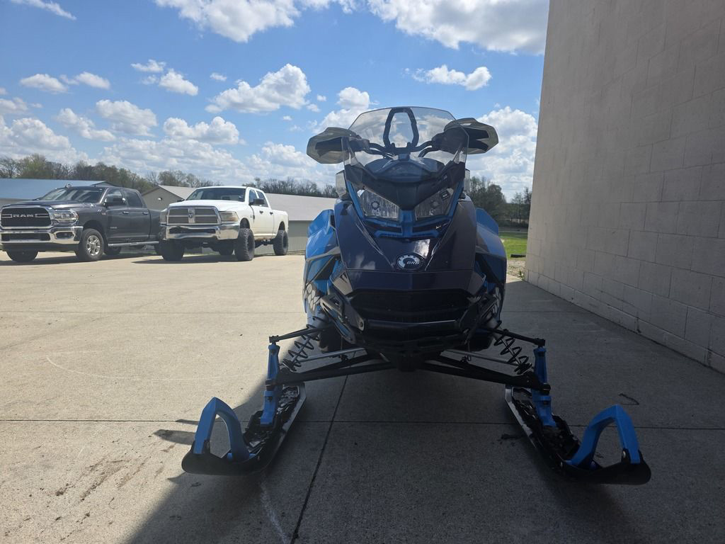 2022 Ski-Doo UGNB BASE in coldwater MI