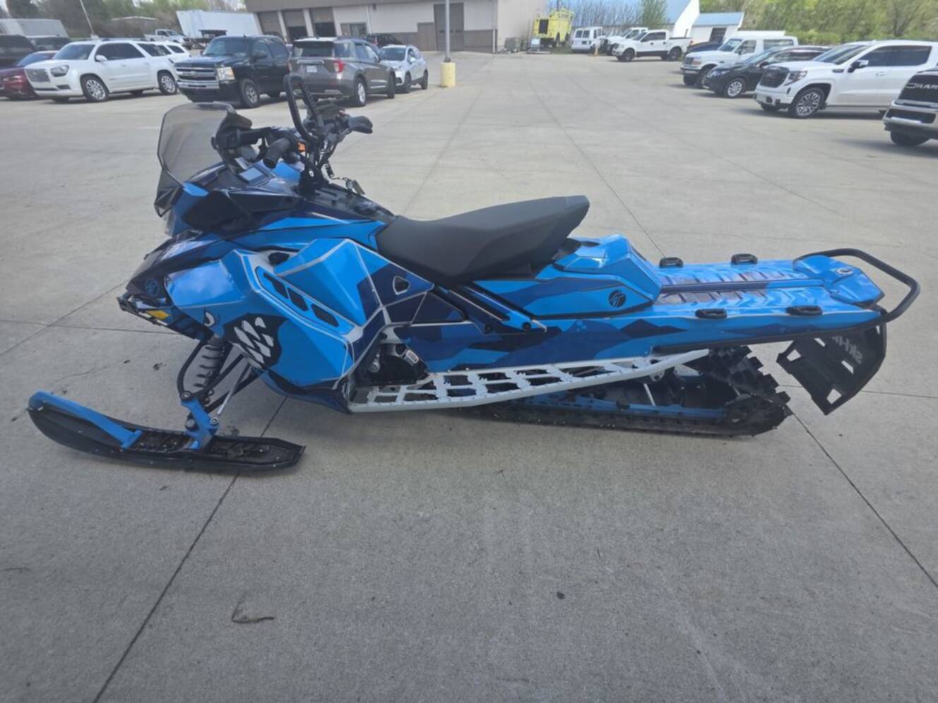 A photo of this 2022 Ski-Doo UGNB