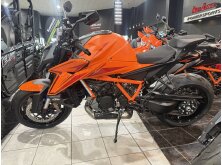 2026 KTM 1390 Super Duke RR Preview image