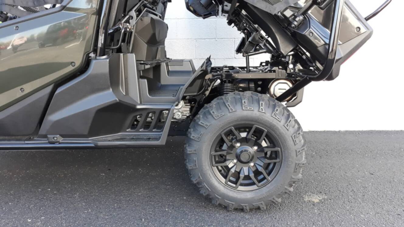 A photo of this 2025 Honda Pioneer 1000-5 Deluxe