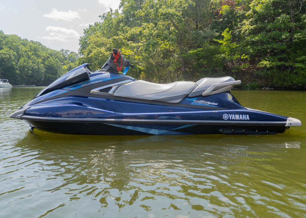 2015 Yamaha Waverunners VX Cruiser - Yacht Blue Cruiser - Yacht Blue in osage beach MO