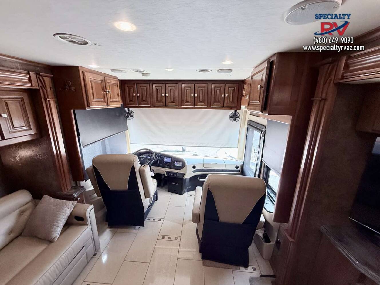 A photo of this 2015 Tiffin Motorhomes Allegro Bus 45LP