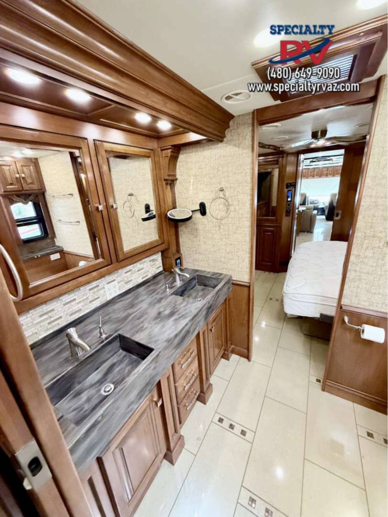 A photo of this 2015 Tiffin Motorhomes Allegro Bus 45LP