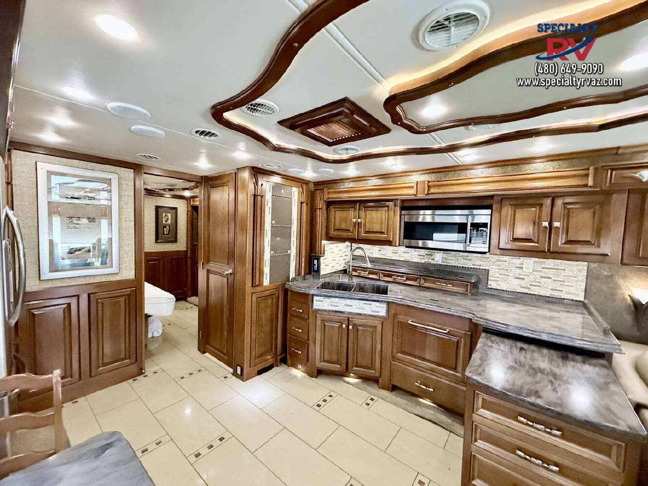 A photo of this 2015 Tiffin Motorhomes Allegro Bus 45LP