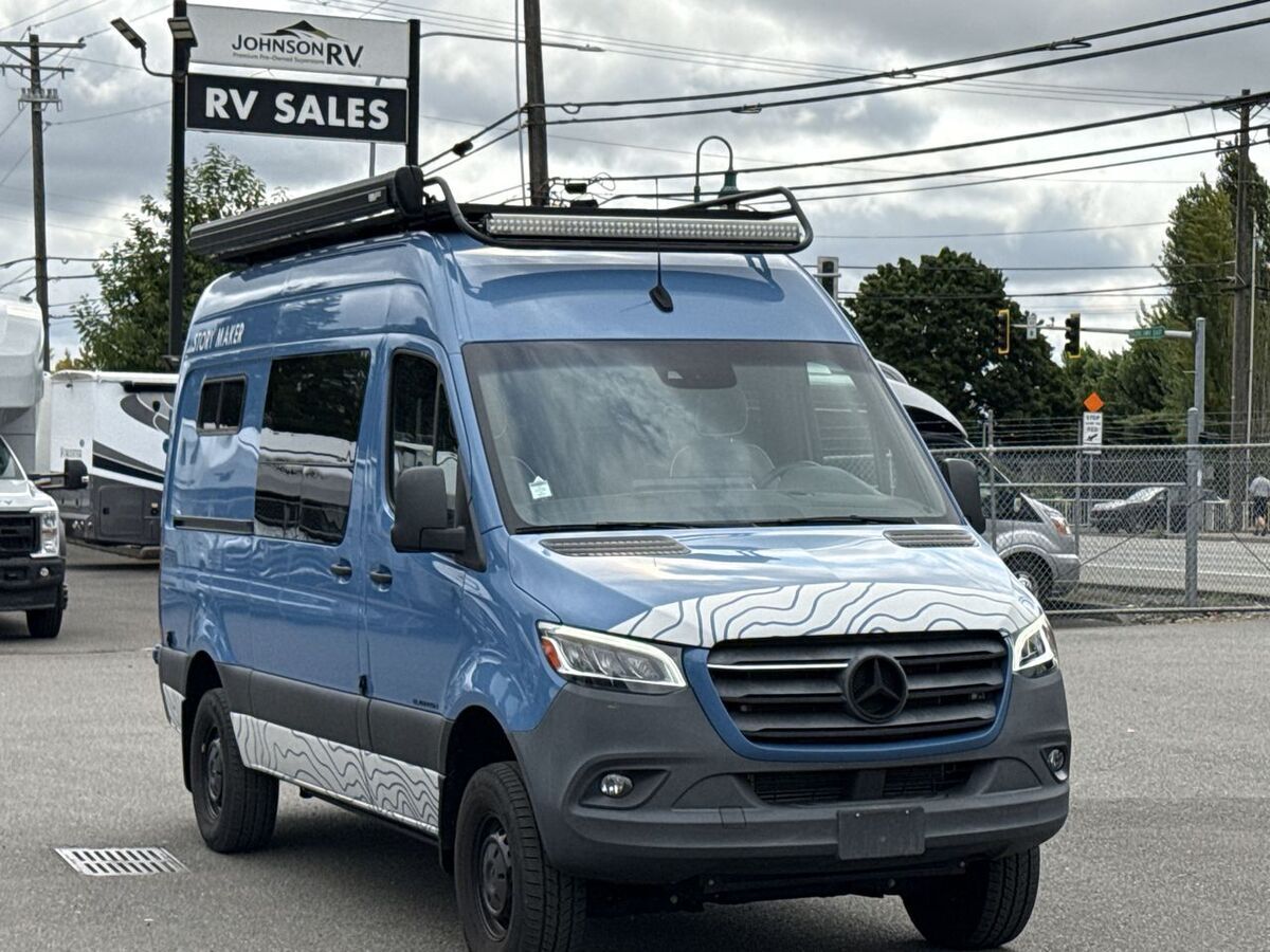 2021 El Kapitan Vans Story Maker 4X4 in fife WA