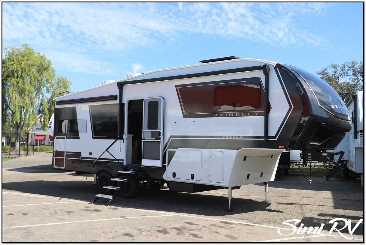 2027 Brinkley Model Z 2680 in simi valley CA