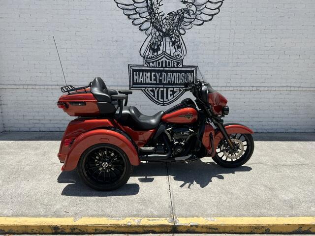 2025 Harley-Davidson Tri Glide Ultra ULTRA CLASSIC in Sarasota, FL