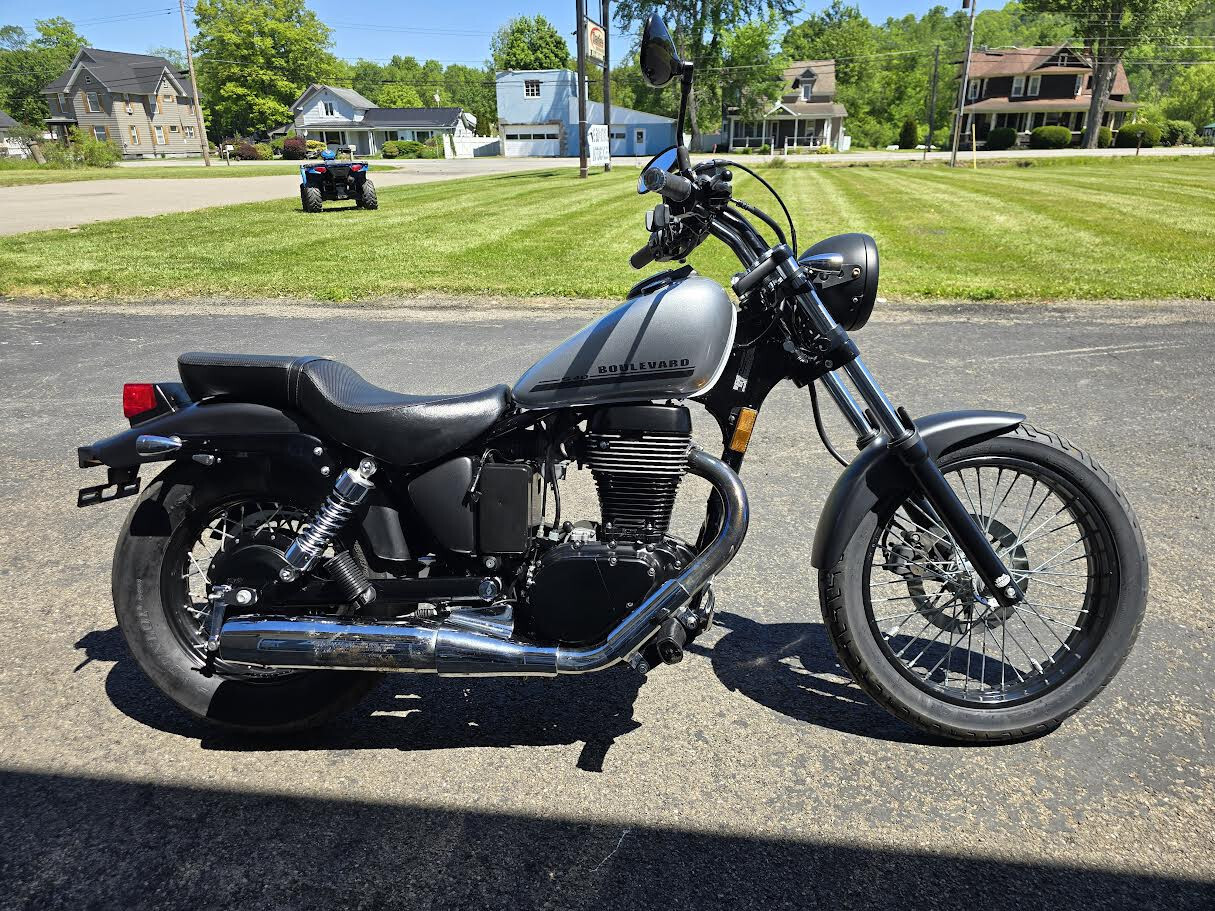 2018 Suzuki Boulevard S40 S40 in Bradford, PA