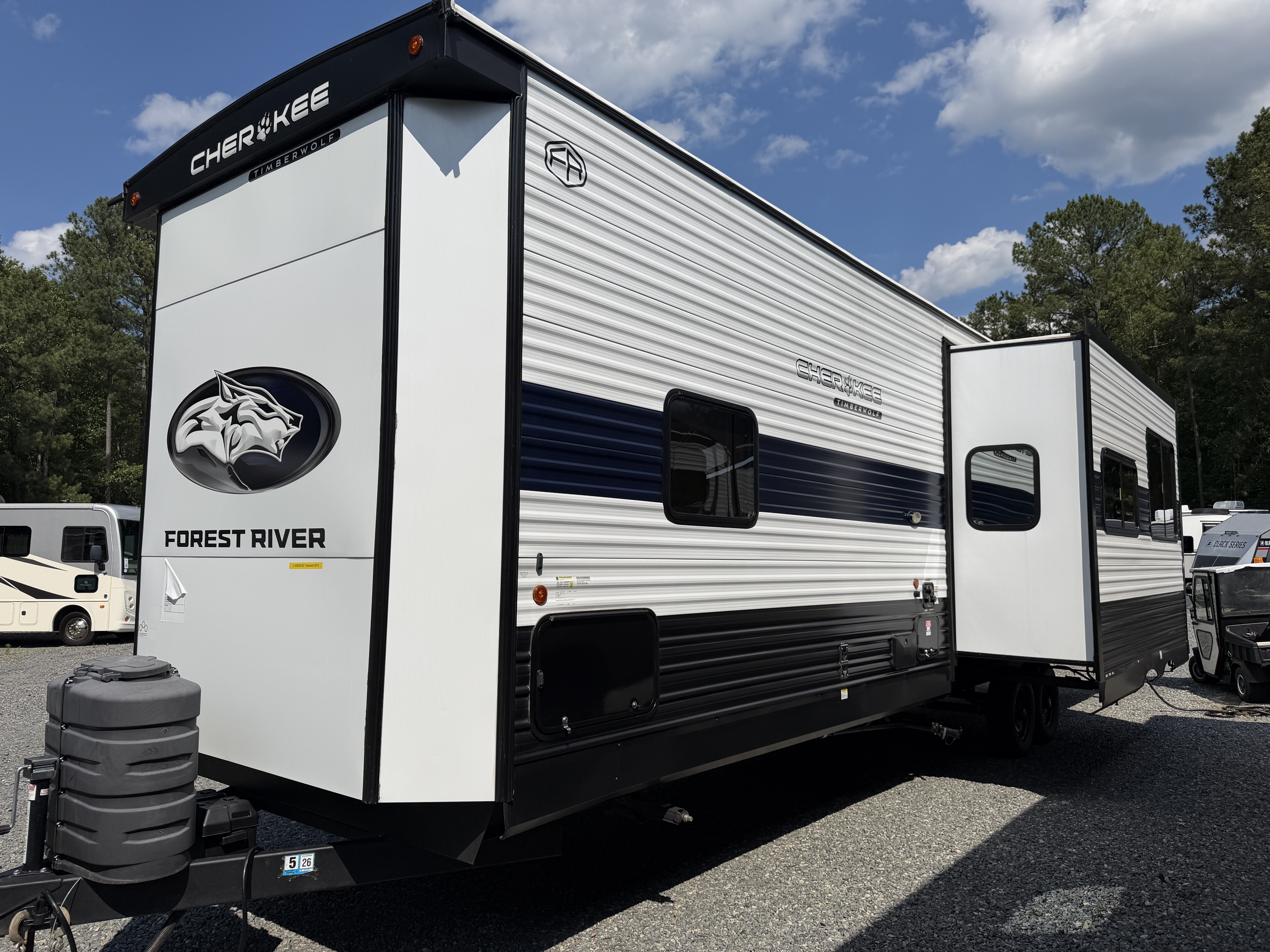 2025 Forest River Cherokee Timberwolf M-39TN in ashland VA