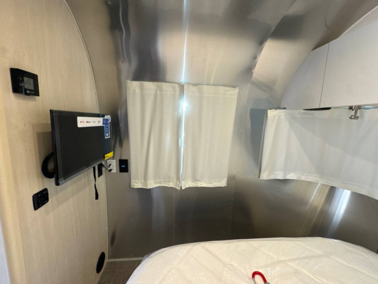 A photo of this 2026 Airstream Flying Cloud ® 25FB