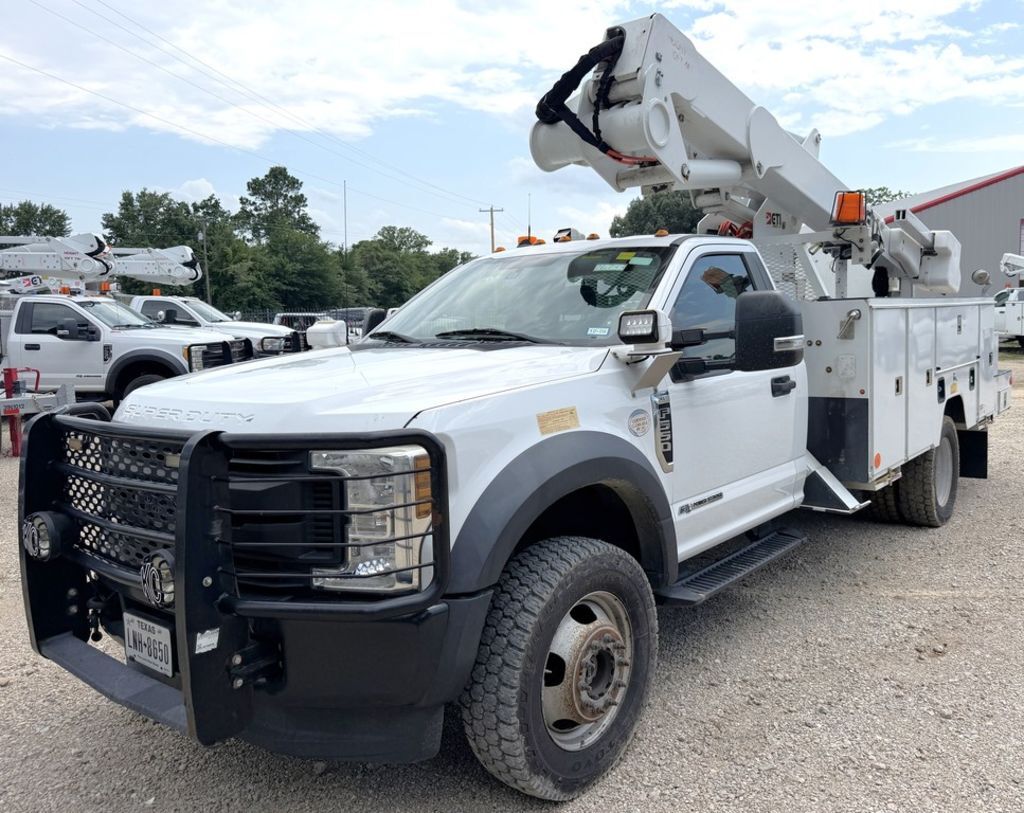 2019 ETI ETC37MH / Ford F550 4x4 - Bucket Truck in Lindale, TX