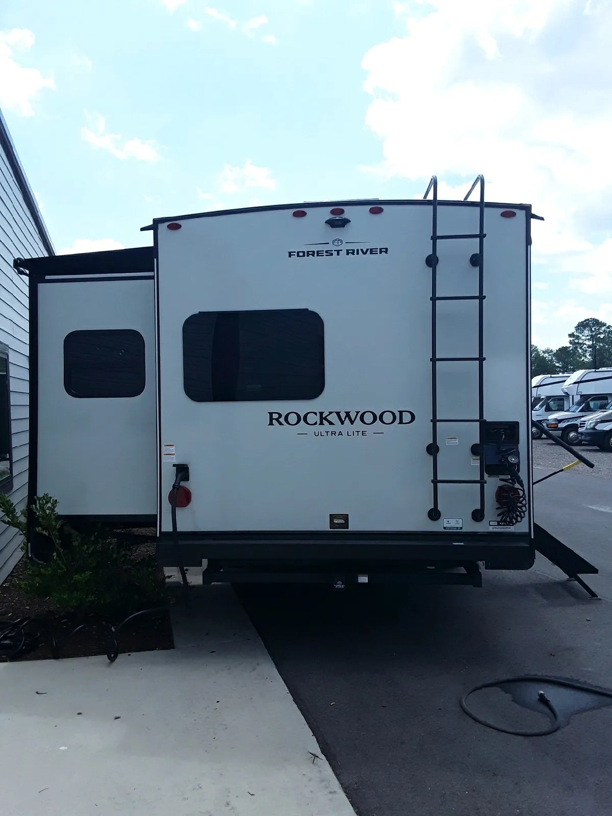 2027 Rockwood ROCKWOOD ULTRA LITE 2608BS in castle hayne NC