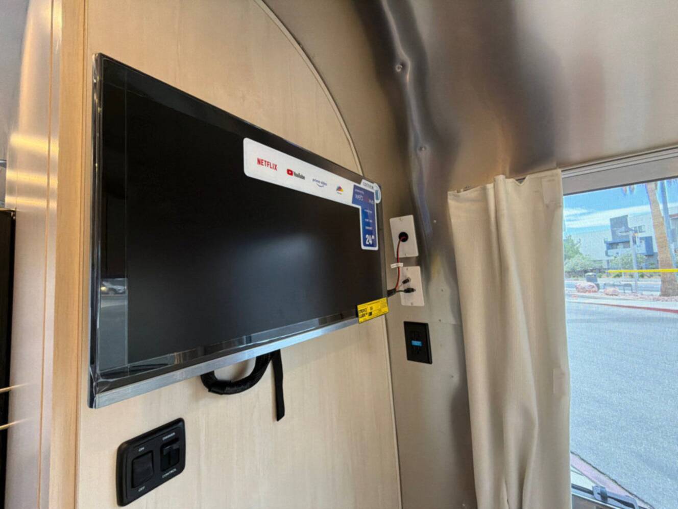 A photo of this 2026 Airstream Flying Cloud ® 23FB