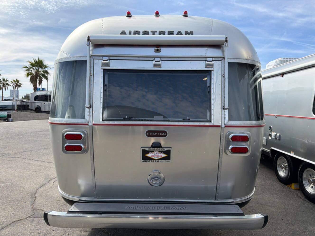 A photo of this 2026 Airstream Stetson 6666's Special Edition 27FB Twin
