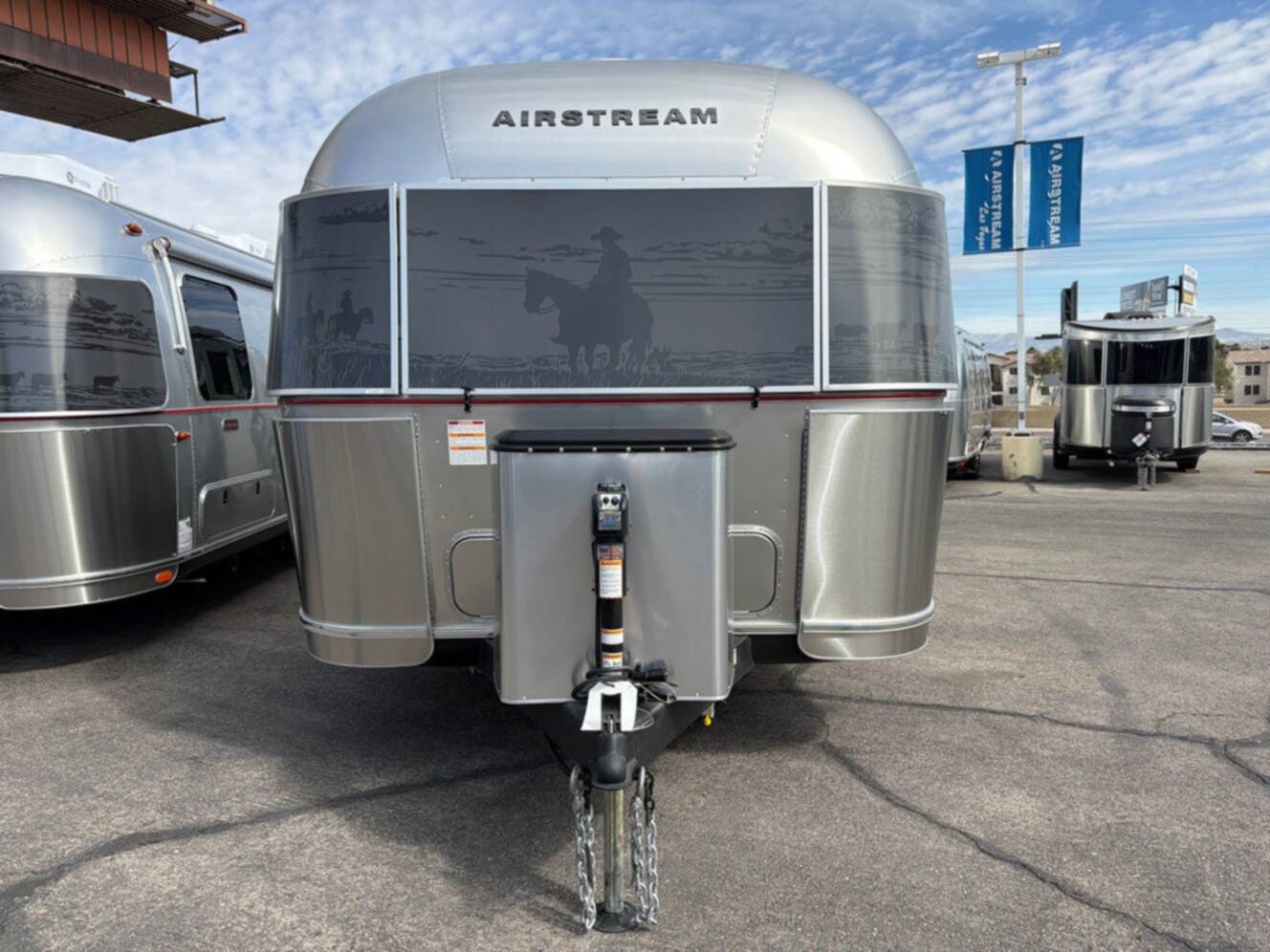 A photo of this 2026 Airstream Stetson 6666's Special Edition 27FB Twin
