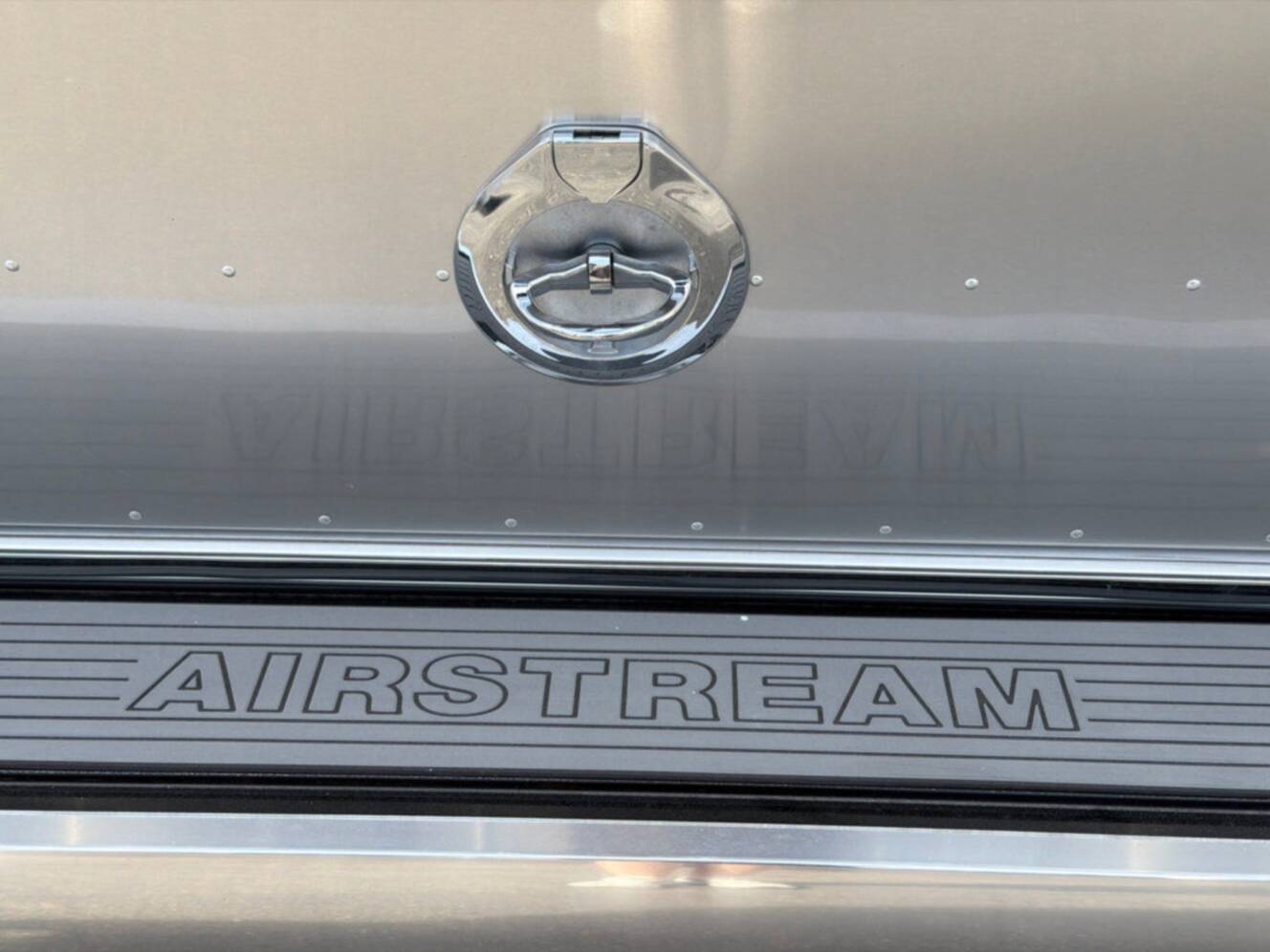 A photo of this 2026 Airstream Stetson 6666's Special Edition 27FB Twin