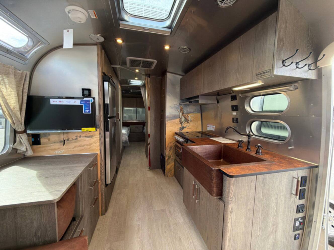 A photo of this 2026 Airstream Stetson 6666's Special Edition 27FB Twin