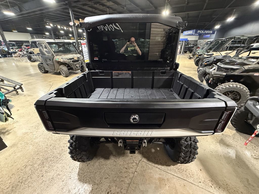 2026 Can-Am Defender MAX Limited HD11 in reedsburg WI