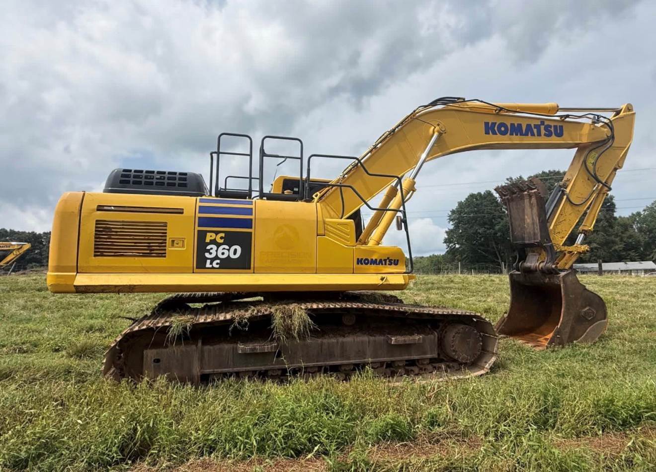 2019 Komatsu PC360LC-11 in Van Buren Charter Township, MI