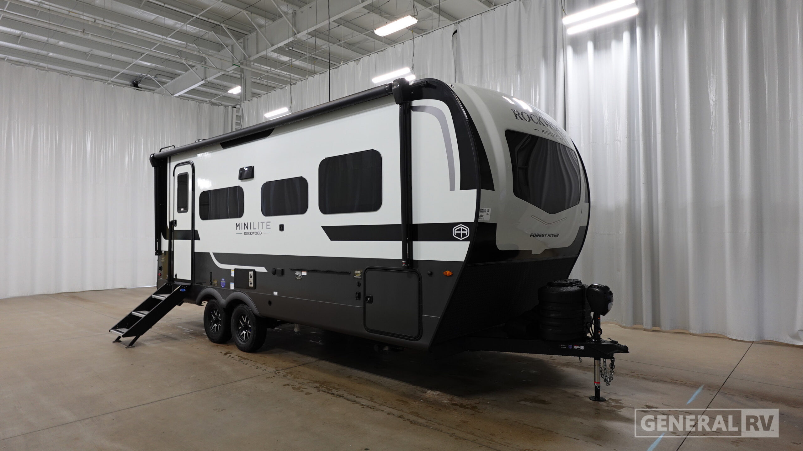 2027 Forest River ROCKWOOD MINI LITE 2205S RV