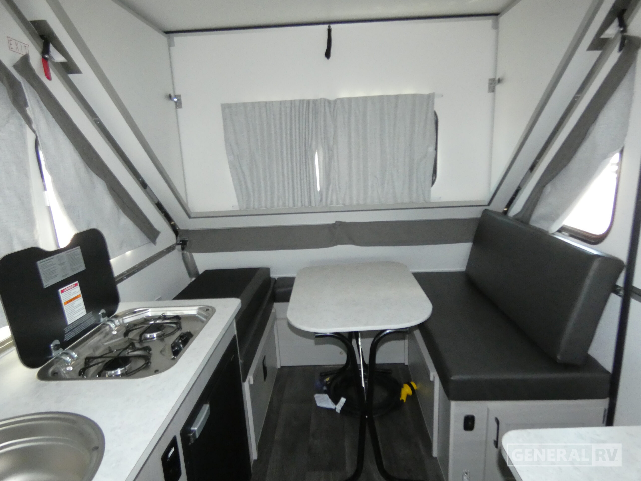 2026 Aliner CLASSIC Rear Sofa in mt clemens MI