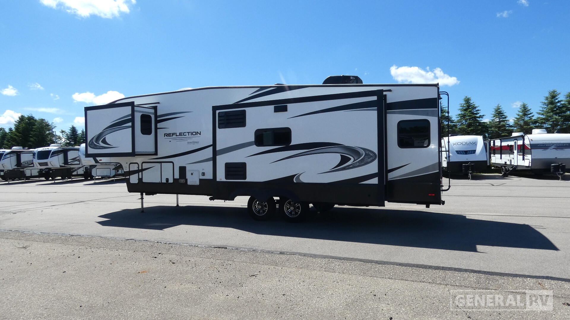 2022 Grand Design REFLECTION 337RLS in wayland MI