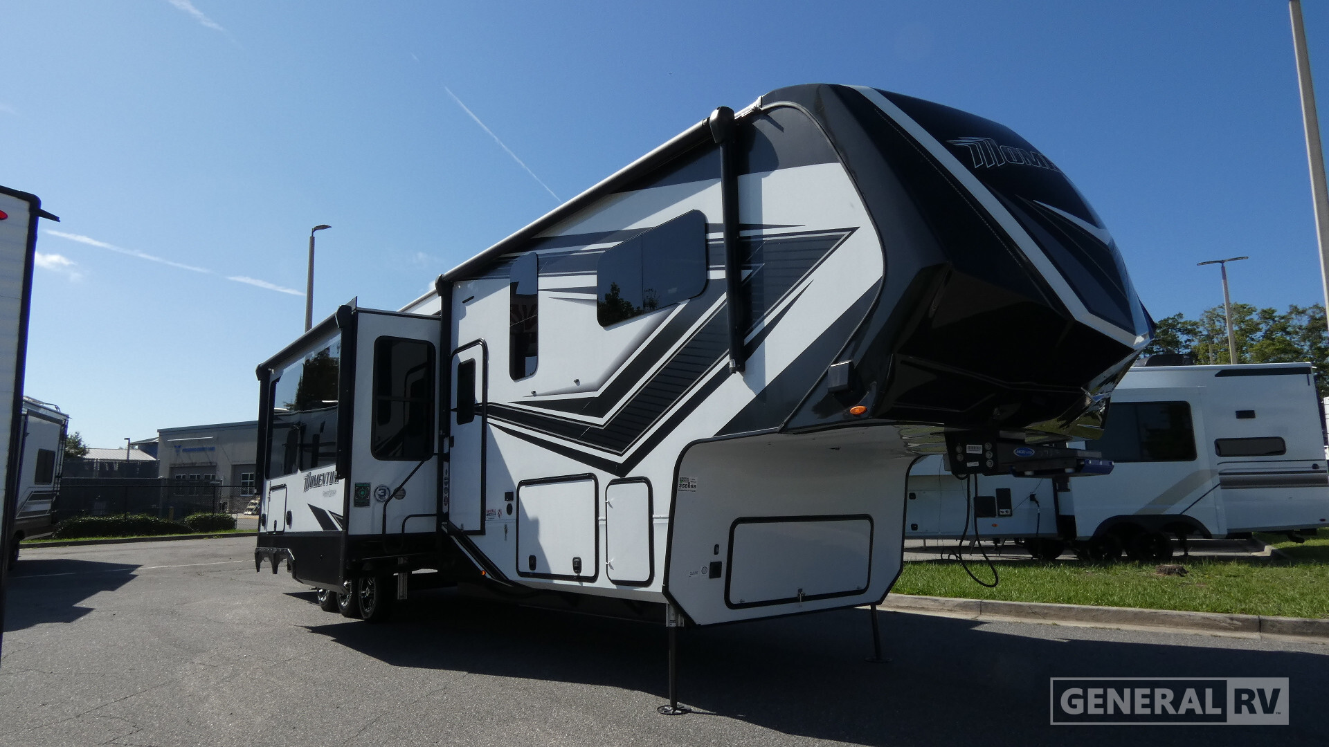 2023 Grand Design MOMENTUM 397THS Fifth Wheel Toy Hauler RV