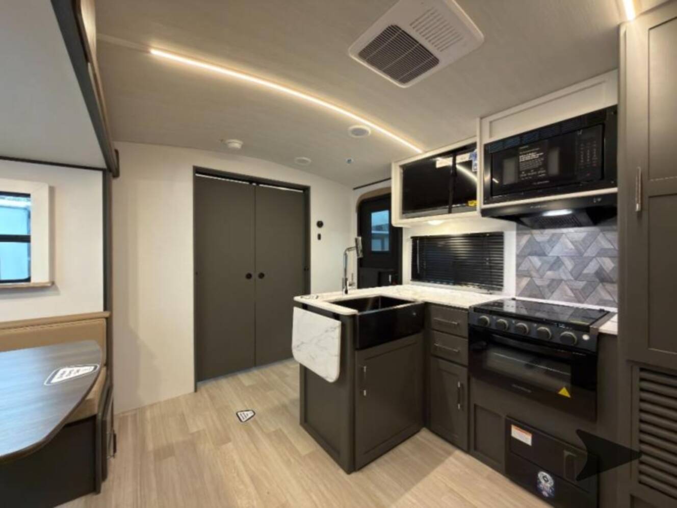 A photo of this 2026 Keystone Rv Bullet Crossfire 2290BH