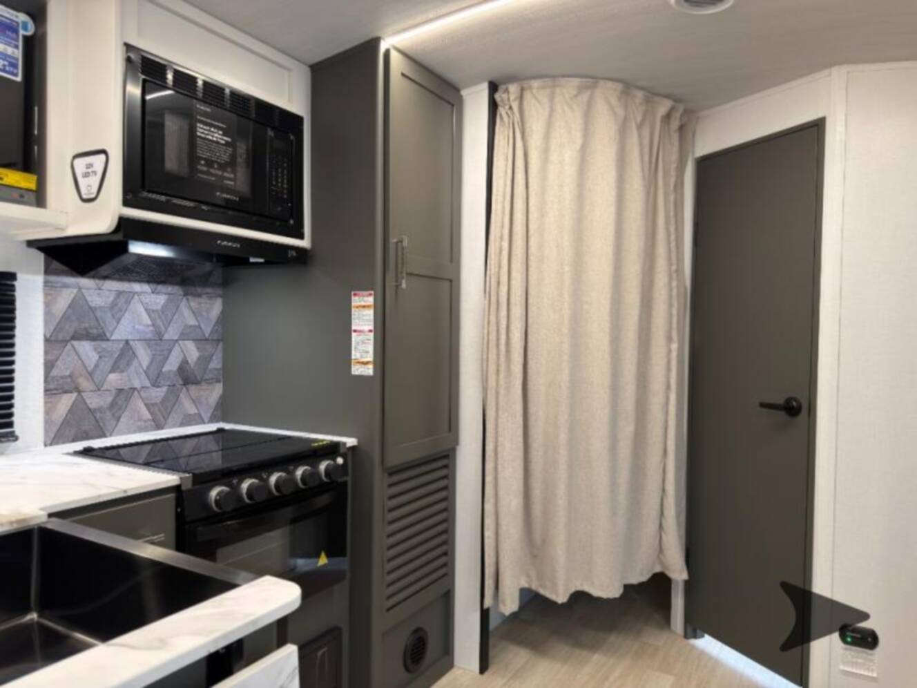 A photo of this 2026 Keystone Rv Bullet Crossfire 2290BH