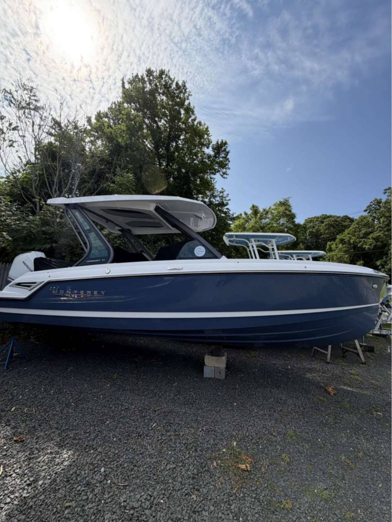 A photo of this 2027 Monterey ELITE 25