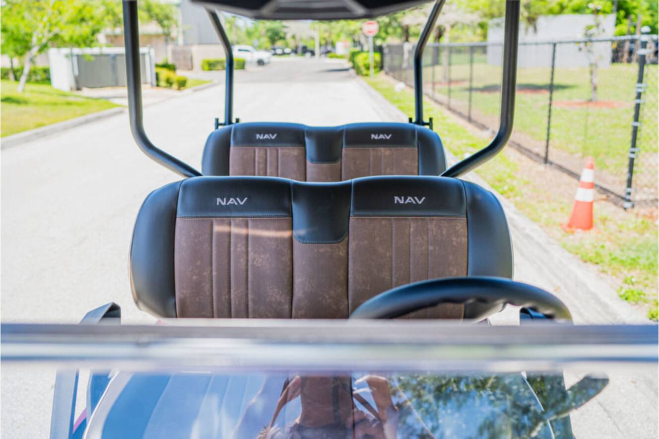 A photo of this 2025 Kawasaki NAV® 4e Limited
