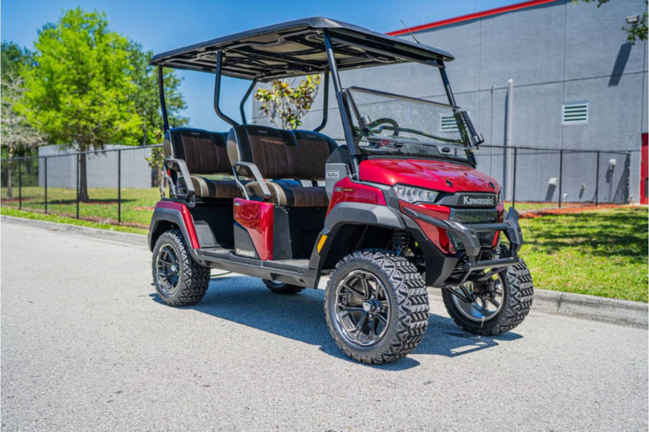 A photo of this 2025 Kawasaki NAV® 4e Limited