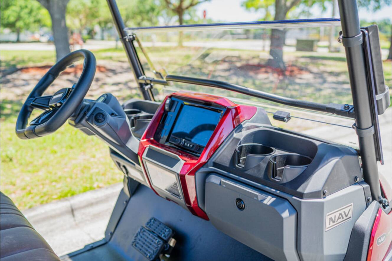 A photo of this 2025 Kawasaki NAV® 4e Limited