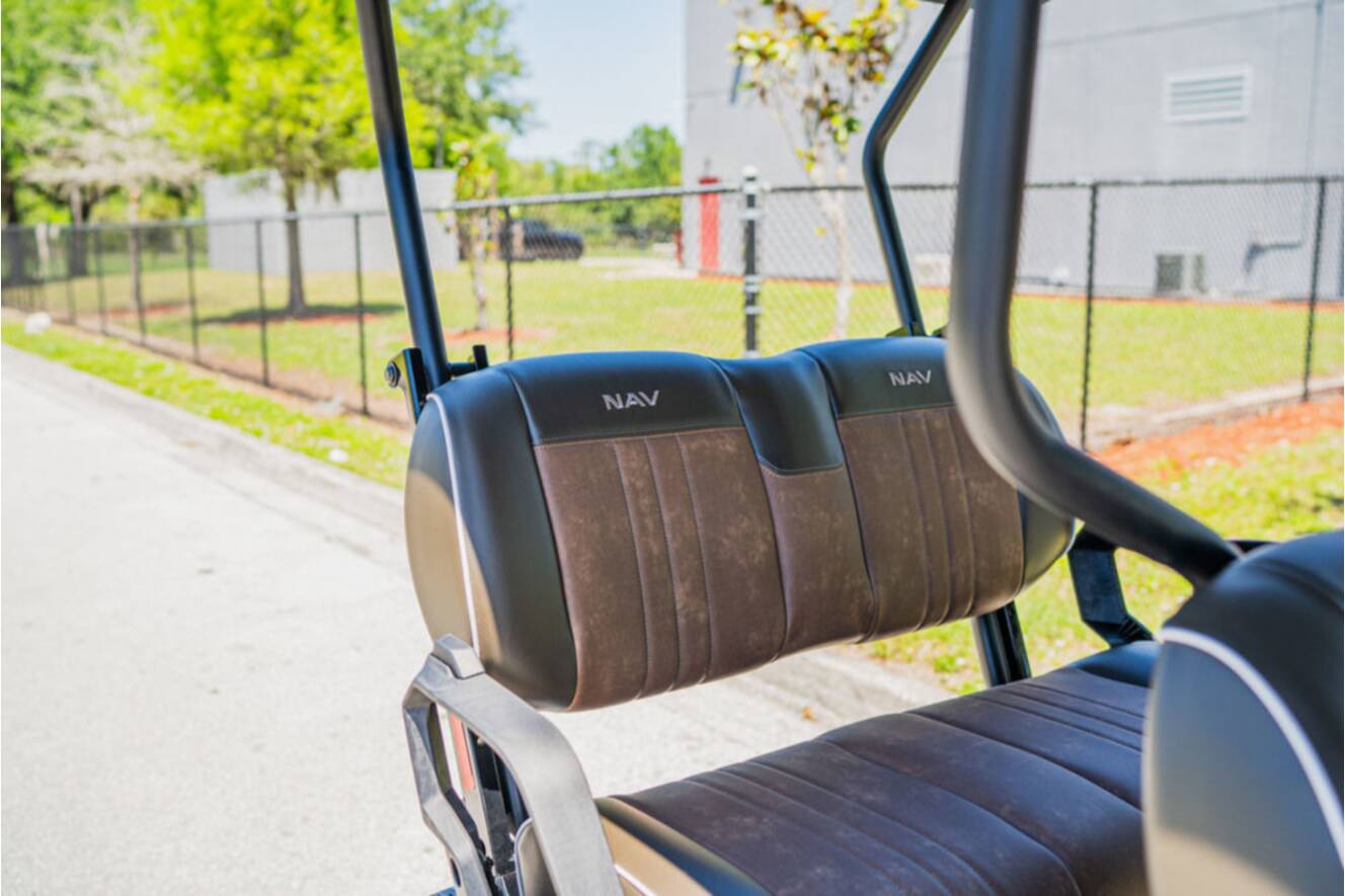 A photo of this 2025 Kawasaki NAV® 4e Limited