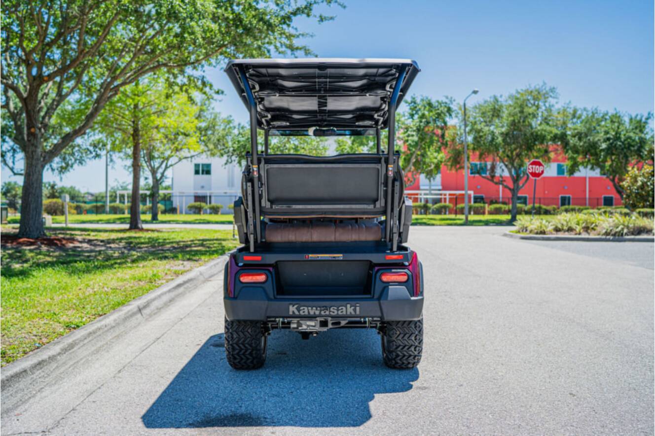 A photo of this 2025 Kawasaki NAV® 4e Limited