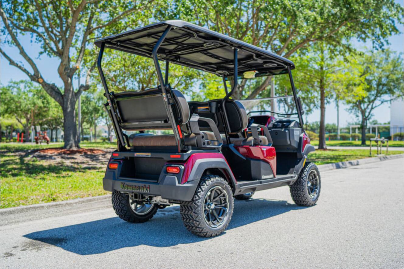 A photo of this 2025 Kawasaki NAV® 4e Limited