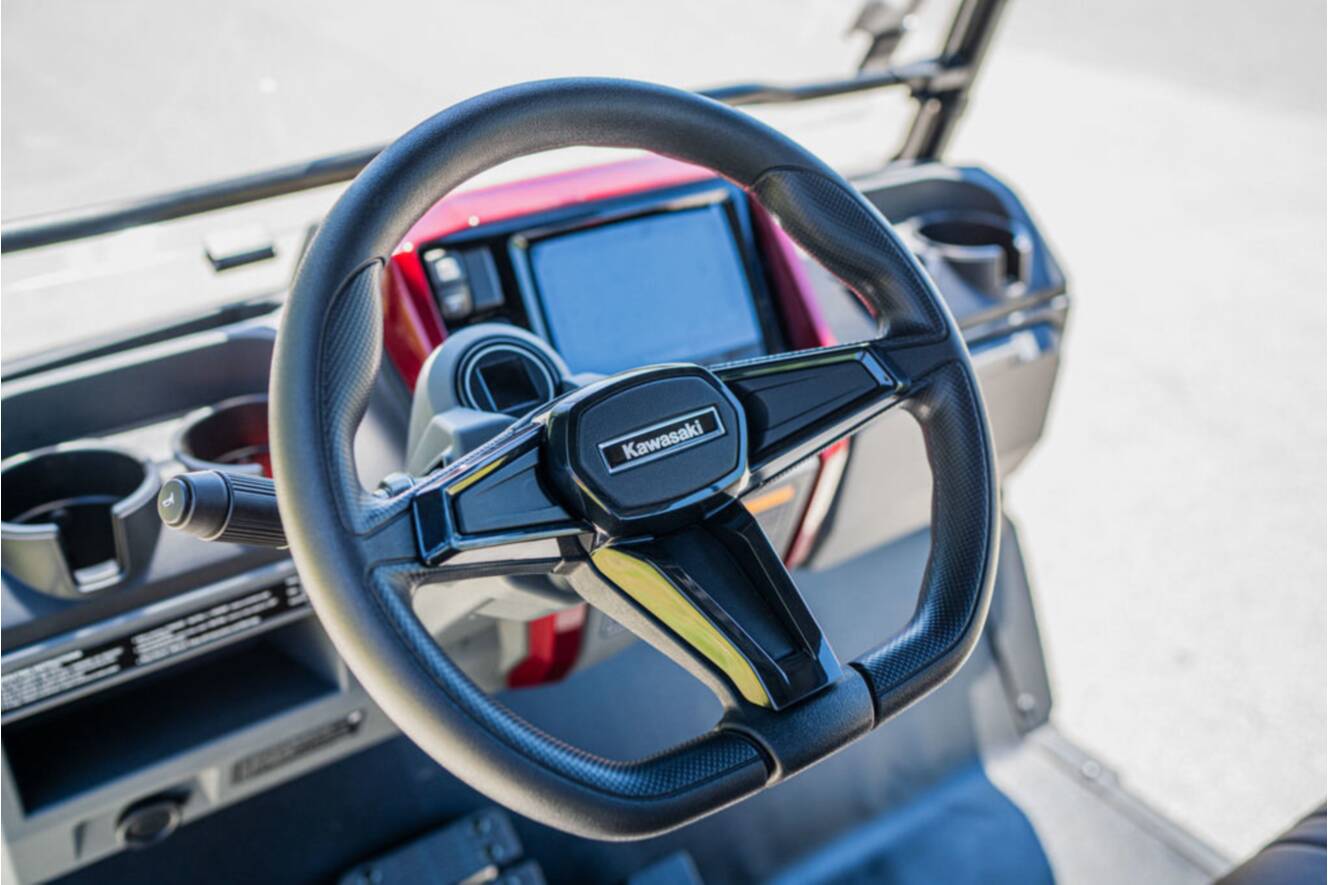 A photo of this 2025 Kawasaki NAV® 4e Limited