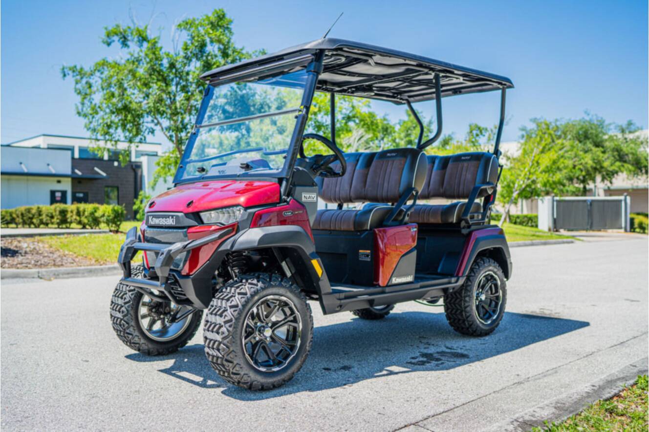 A photo of this 2025 Kawasaki NAV® 4e Limited