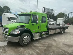 2025 Freightliner M2 106