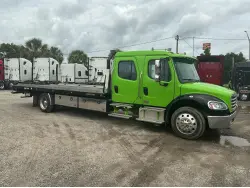 2025 Freightliner M2 106