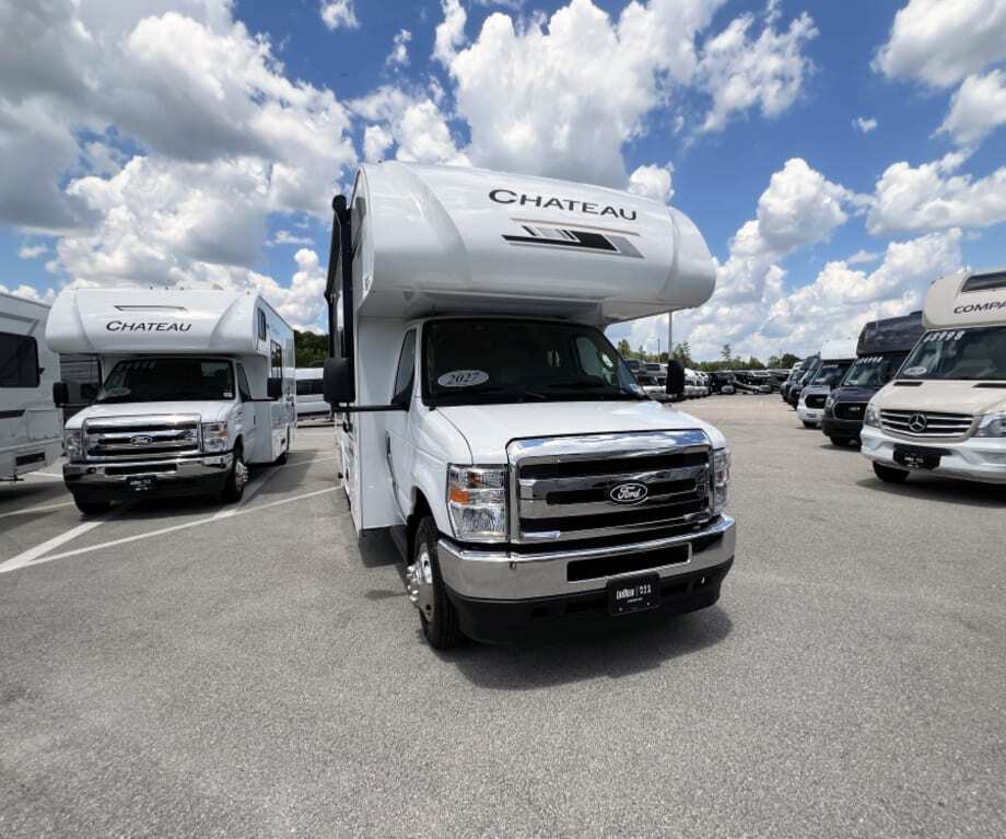 2027 Thor Motor Coach CHATEAU 22Z in fort myers FL