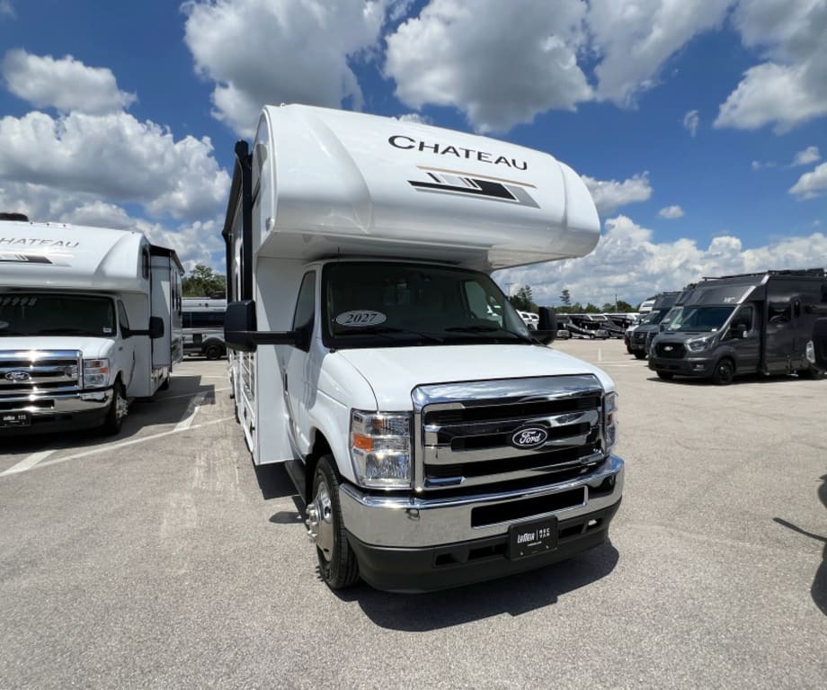 2027 Thor Motor Coach CHATEAU 28Z in fort myers FL