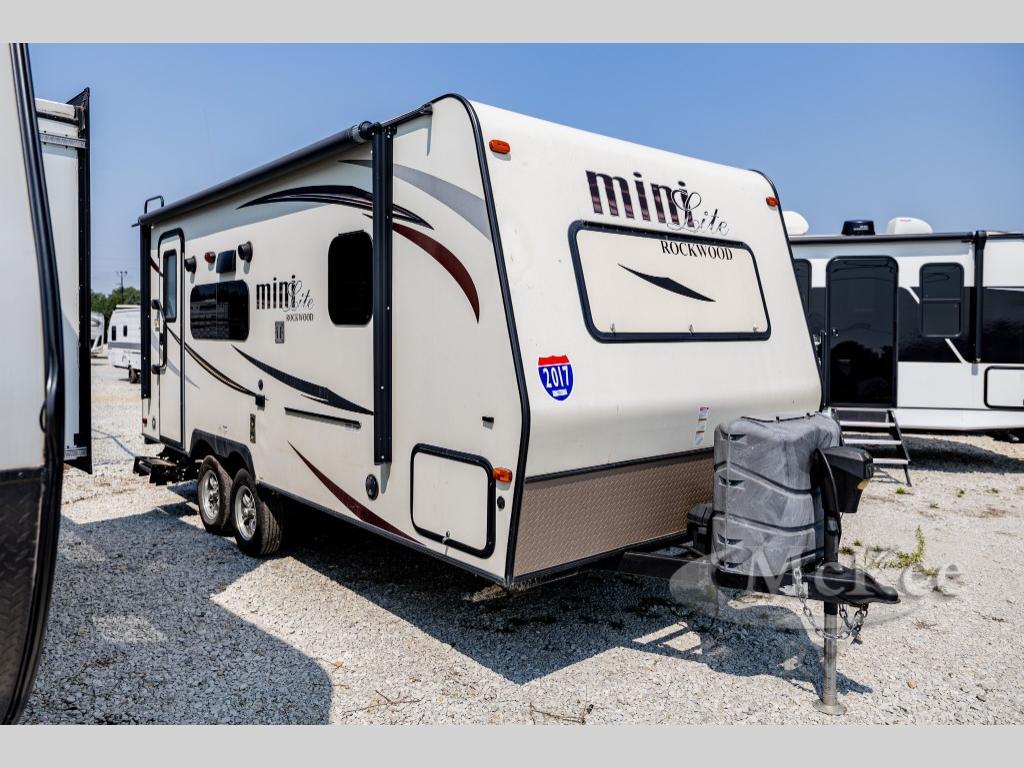 2017 Forest River Rv Rockwood Mini Lite 2109S in perry IA