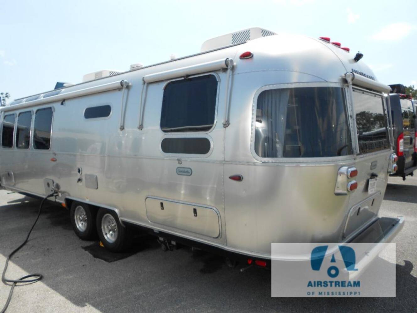 A photo of this 2023 Airstream Globetrotter 30RB Twin