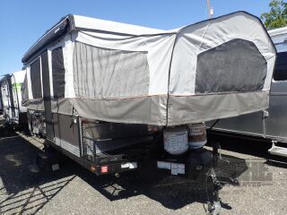 2018 FOREST RIVER FLAGSTAFF SPORTS ENTHUSIAST PACKAGE 228BHSE