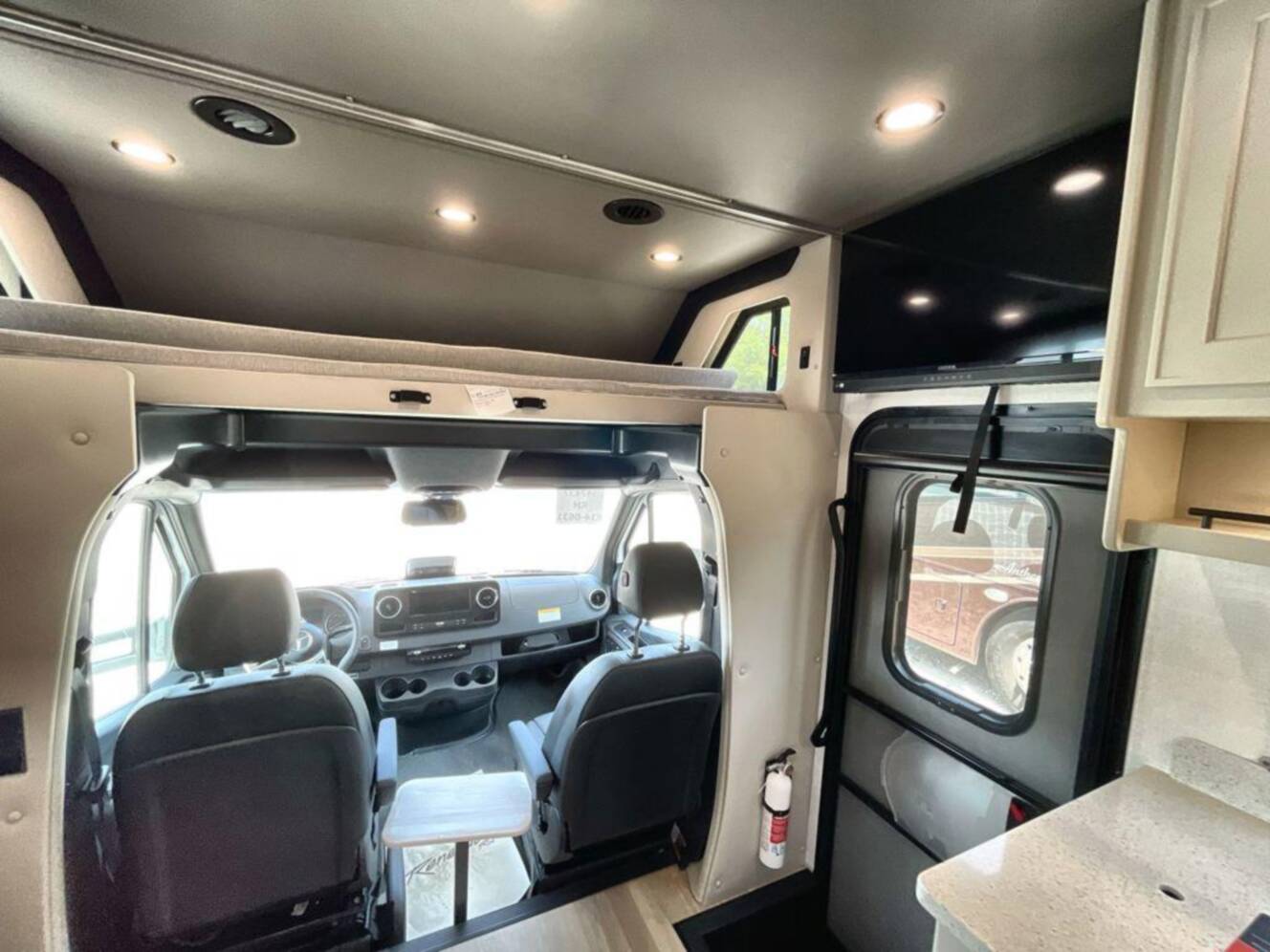 A photo of this 2027 Renegade Villagio 25RMC